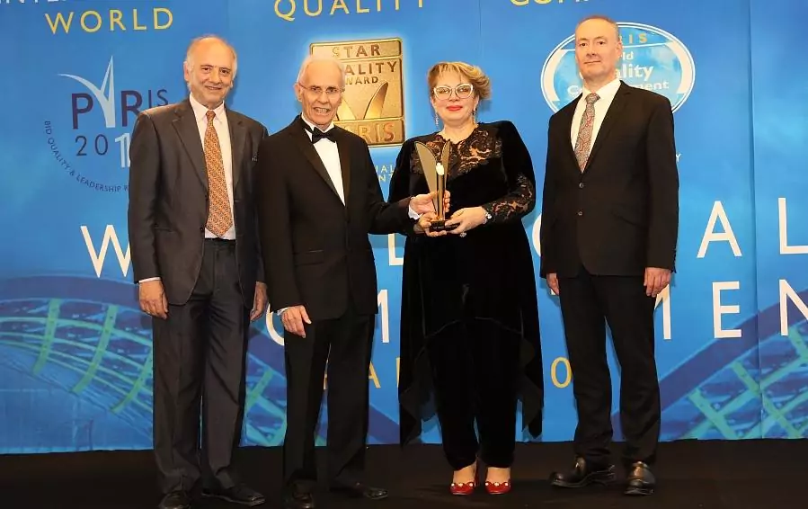 Медицинский холдинг «МЕДИКА» получил престижную международную награду по качеству в Париже
