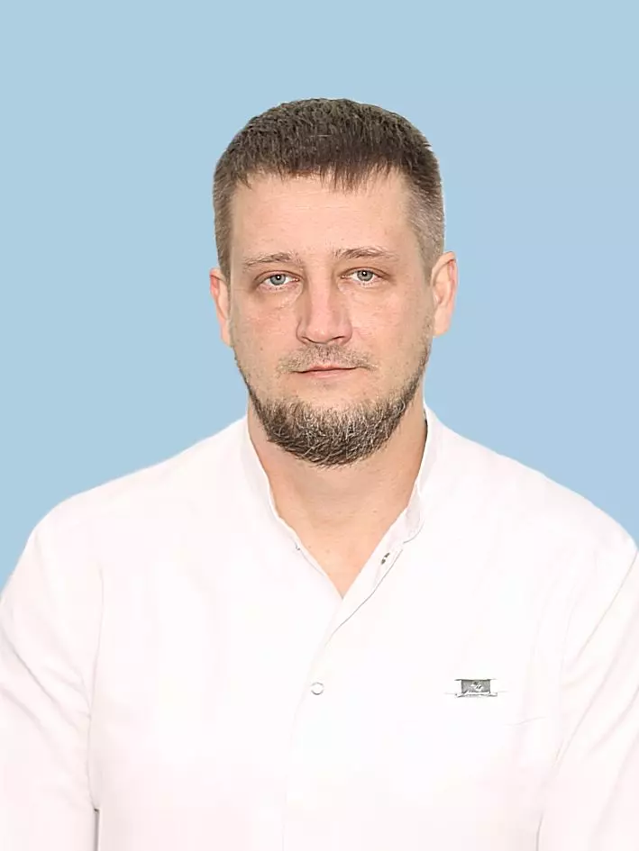 Попов Юрий Владимирович