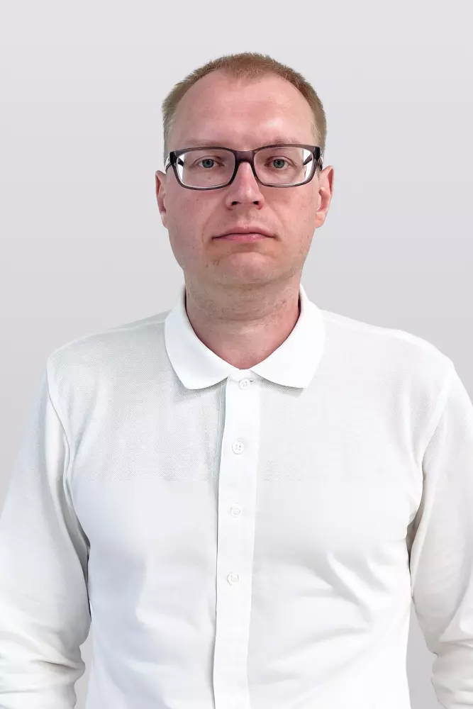 Шаров Андрей Валерьевич