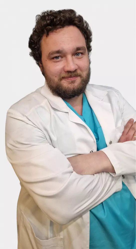 Попрыгаев  Михаил Викторович